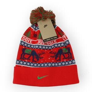 NEW NIke Peak Winter Wonderland Beanie Pom Red Deer Winter Apres Ski